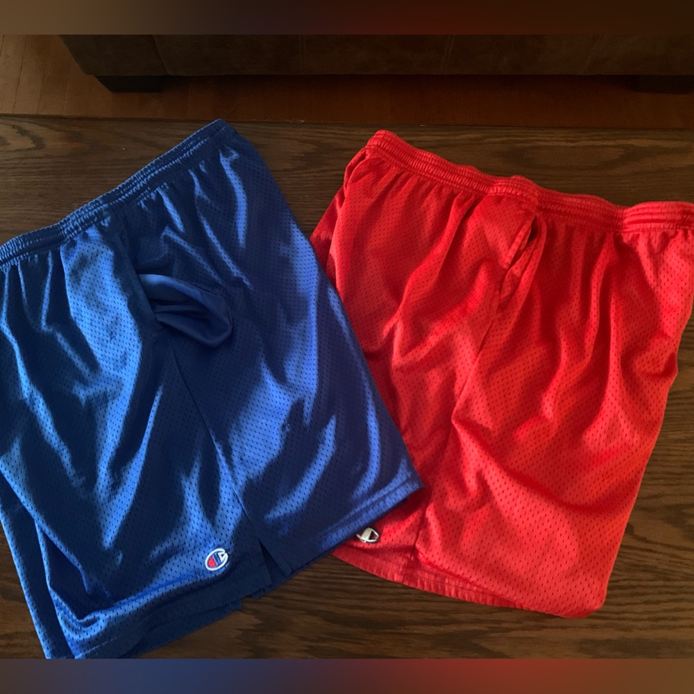 Men’s champion shorts size XL